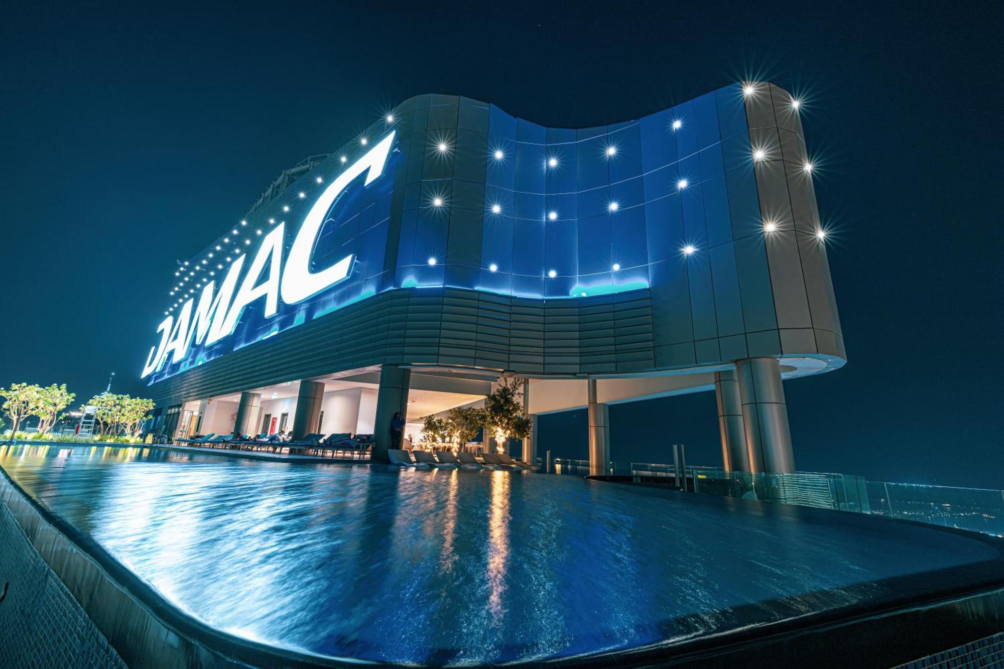 Апартаменты Highest Infinity Pool In Downtown Дубай Экстерьер фото